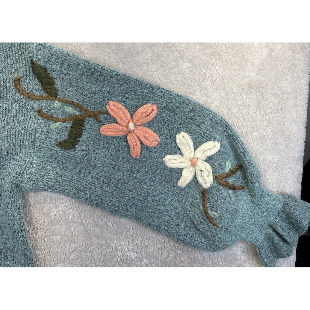 See And Be Seen Green Embroidered Floral Sweater Women's L Ruffle Cuff Pullover - Picture 4 of 7